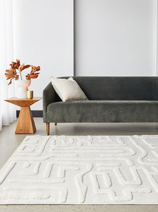 Eloise Power-Loomed Polypropylene Rug - White
