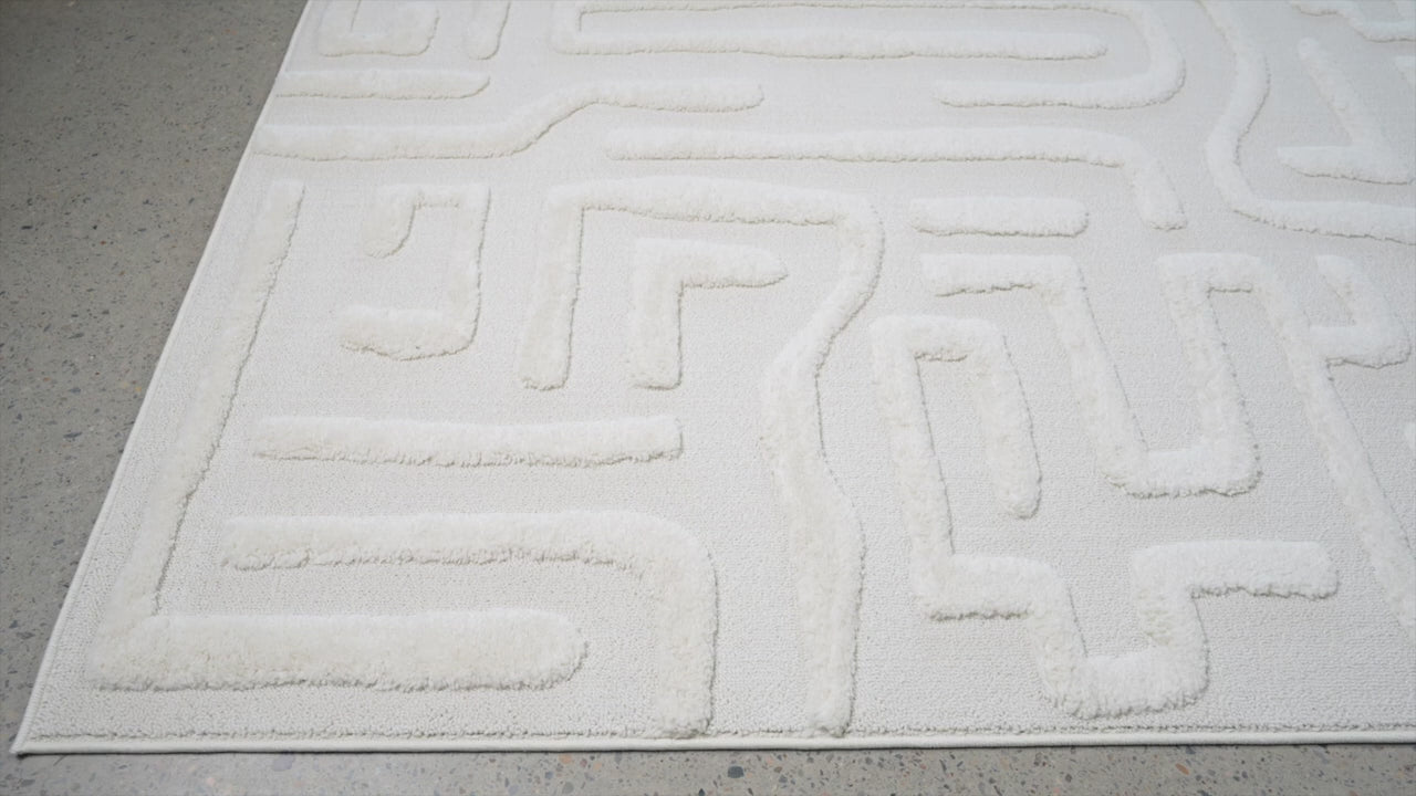 Eloise Power-Loomed Polypropylene Rug - White