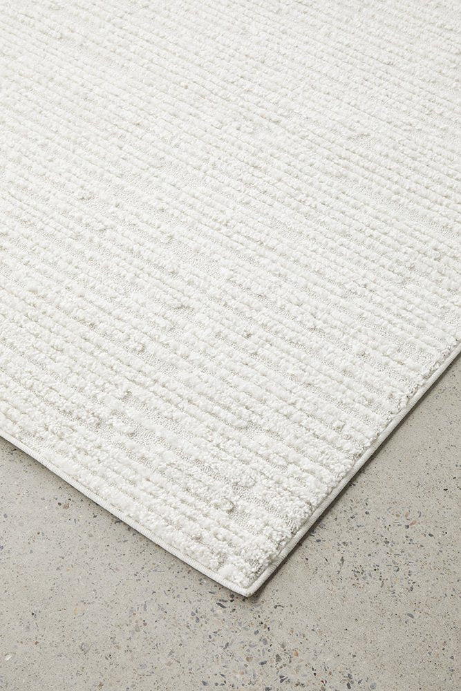 Chloe Power-Loomed Polypropylene Rug - White