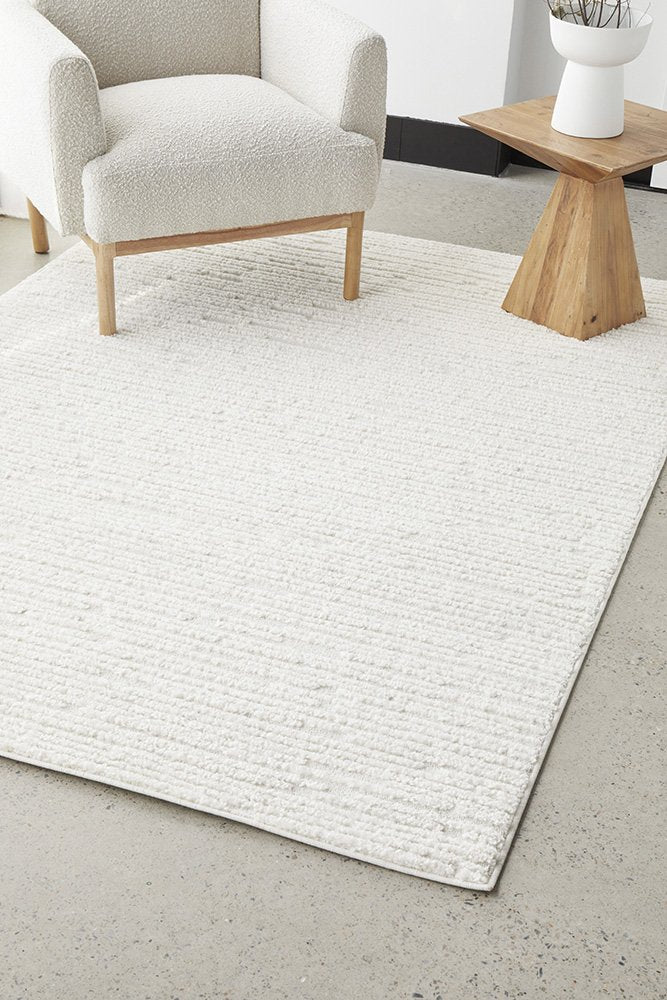 Chloe Power-Loomed Polypropylene Rug - White