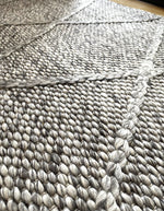 Load image into Gallery viewer, Diamond Handmade Rug - Grey
