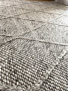 Diamond Handmade Rug - Grey