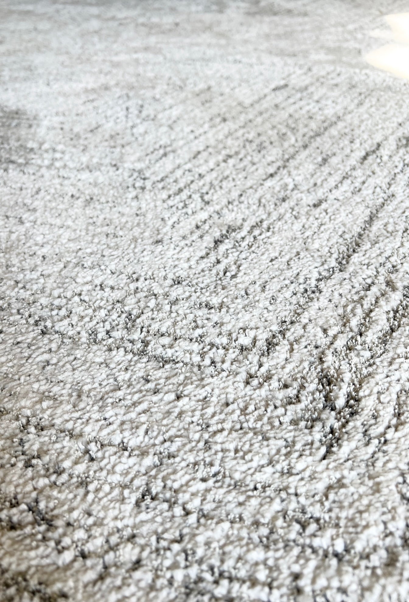 Frida Power-Loomed Rug - Silver