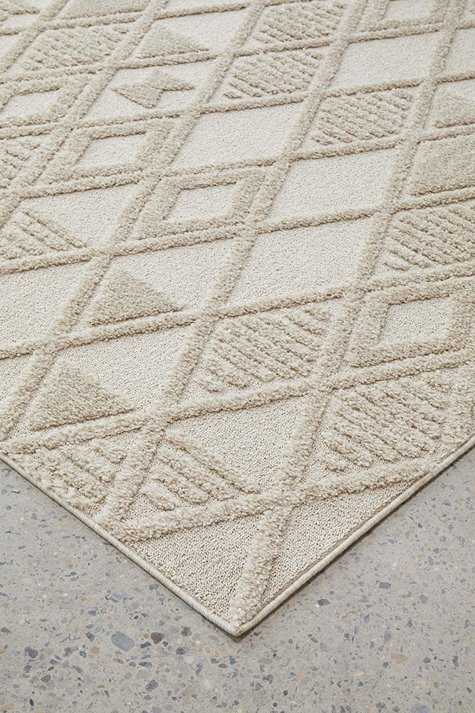 Kira Power-Loomed Polypropylene Rug - Natural