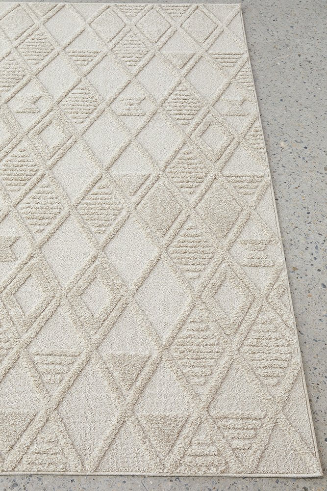 Kira Power-Loomed Polypropylene Rug - Natural