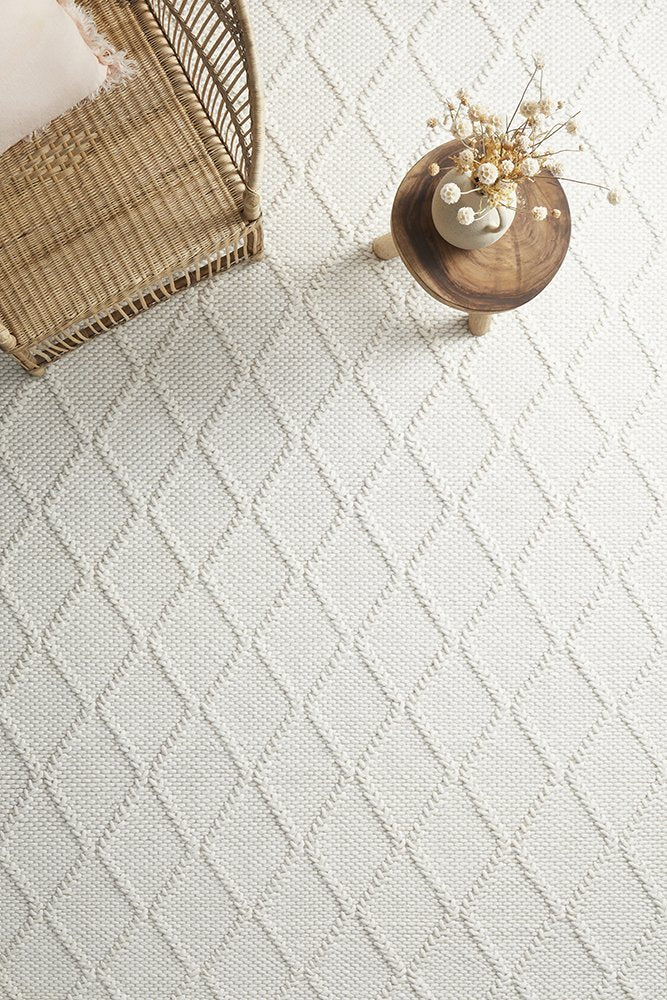 Lara Handmade Rug - Cream