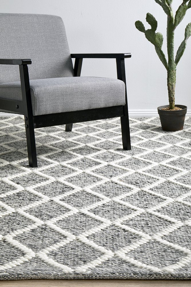 Lara Handmade Rug - Grey