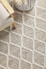 Load image into Gallery viewer, Lara Handmade Rug - Sand

