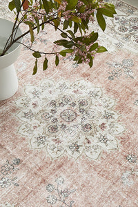 Larisa Washable Rug - Peach