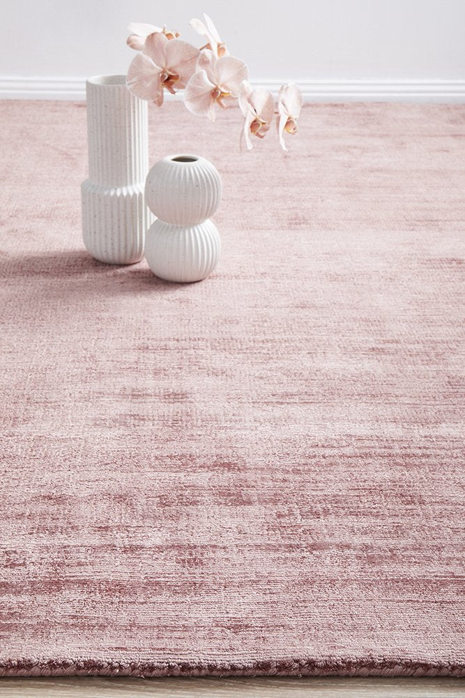 Lazuri Hand Made Viscose Rug - Rose