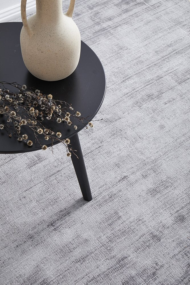 Lazuri Hand Made Viscose Rug - Stone