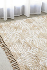 Load image into Gallery viewer, Leila Hand Made Reversible Jute And Cotton Rug
