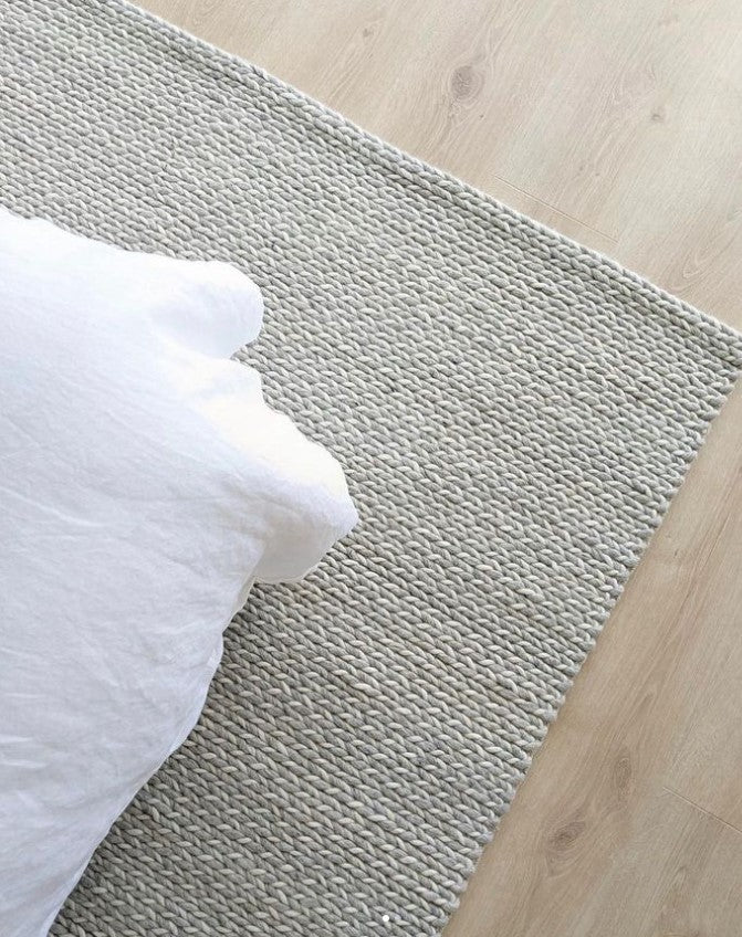 Lilian Hand Made Wool Rug - Silver