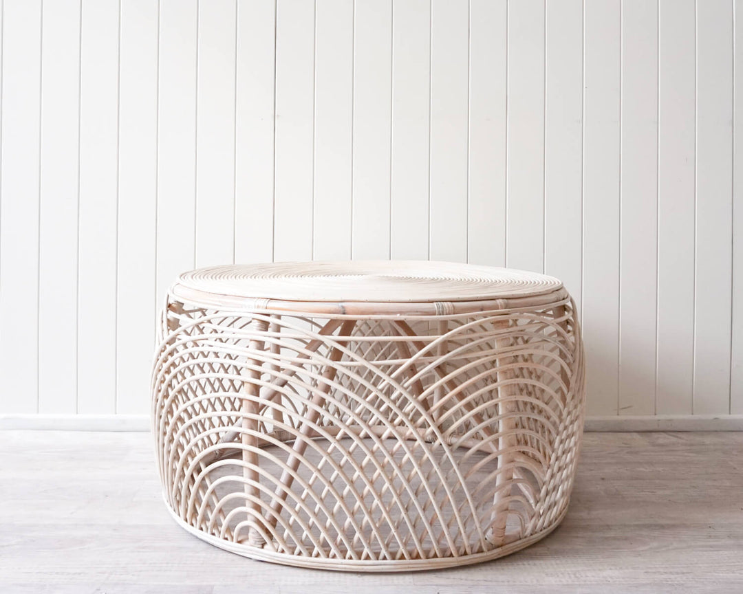 Linda Rattan Round Coffee Table - White Washed – Comeo Home