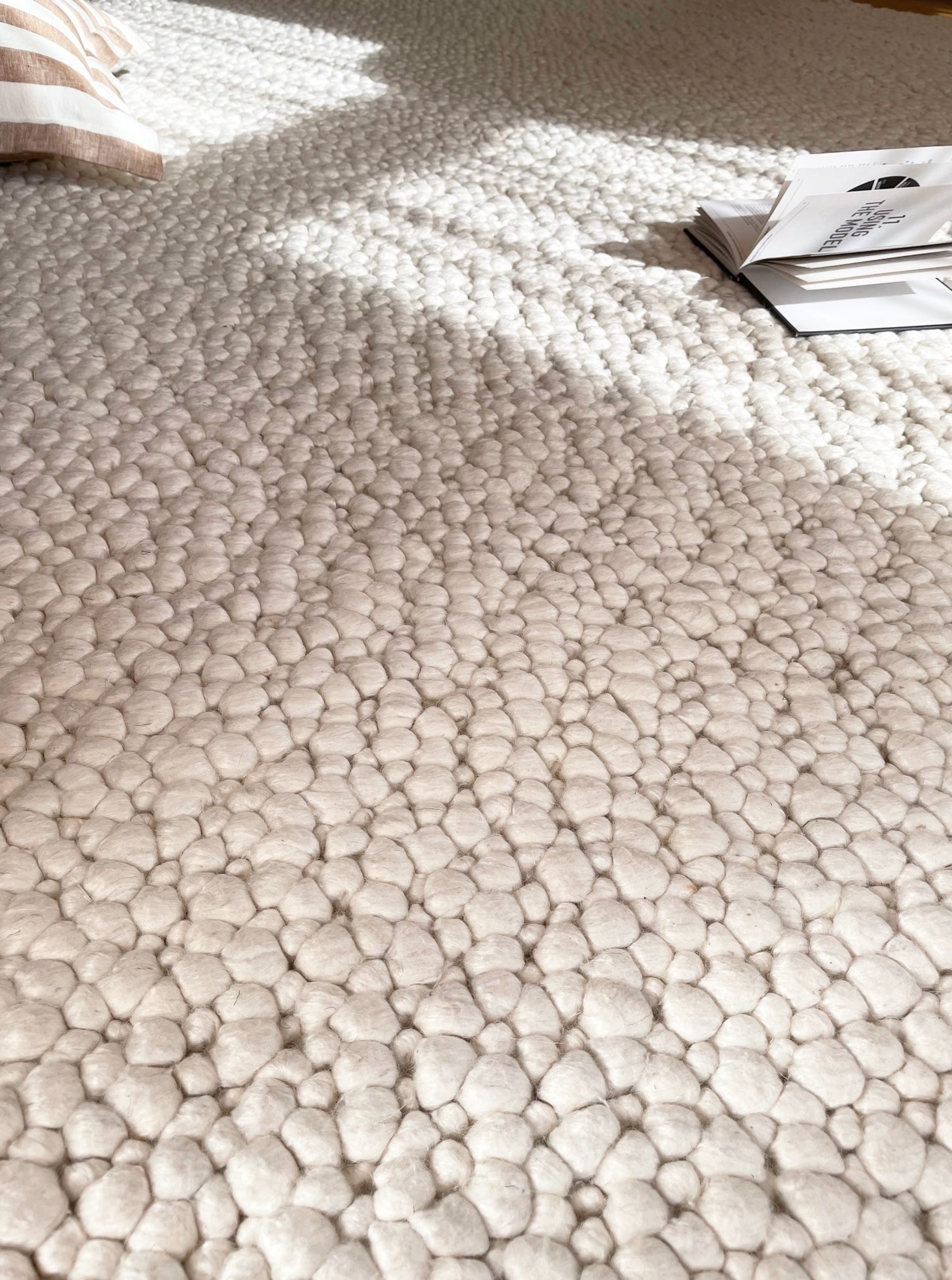 Pebbles Hand Made Wool Rug - Ivory
