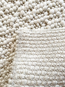 Pebbles Hand Made Wool Rug - Ivory