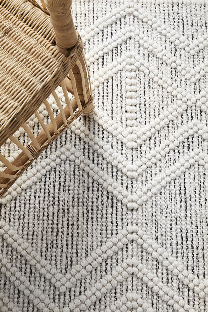 Trevi Hand Made Wool Rug - Grey