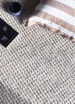 Load image into Gallery viewer, Usui Hand Made Wool And Jute Rug - Natural
