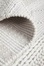 Load image into Gallery viewer, Vara Hand Made Wool Rug - Snow
