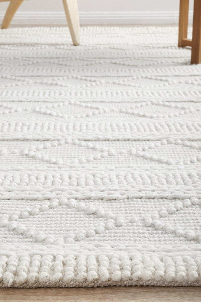 Vara Hand Made Wool Rug - Snow