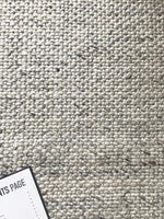 Load image into Gallery viewer, Vivien Handmade Rug - Sand
