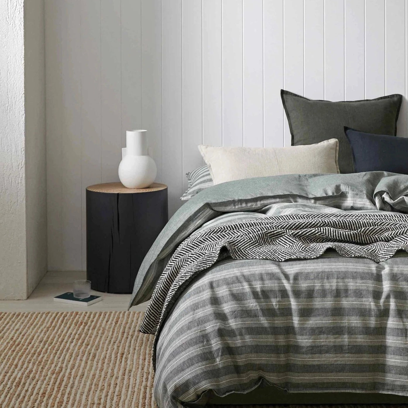 Weave Solano Cotton Throw Rug - Onyx