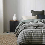 Load image into Gallery viewer, Weave Solano Cotton Throw Rug - Onyx
