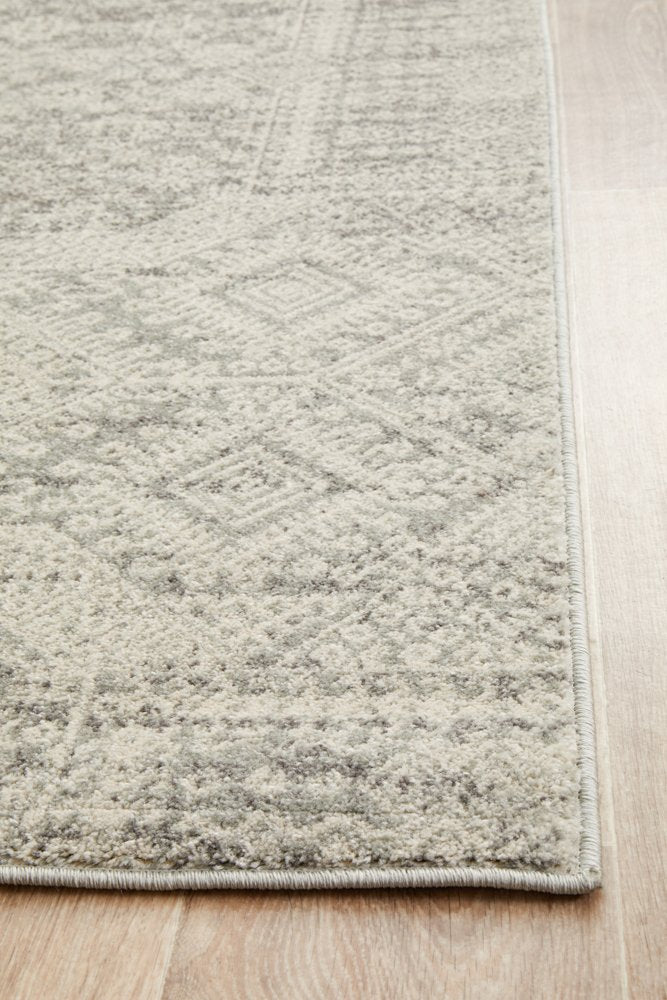 Zarah Power-Loomed Polypropylene Rug Runner - Silver