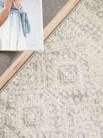 Load image into Gallery viewer, Zarah Power-Loomed Polypropylene Rug Runner - Silver
