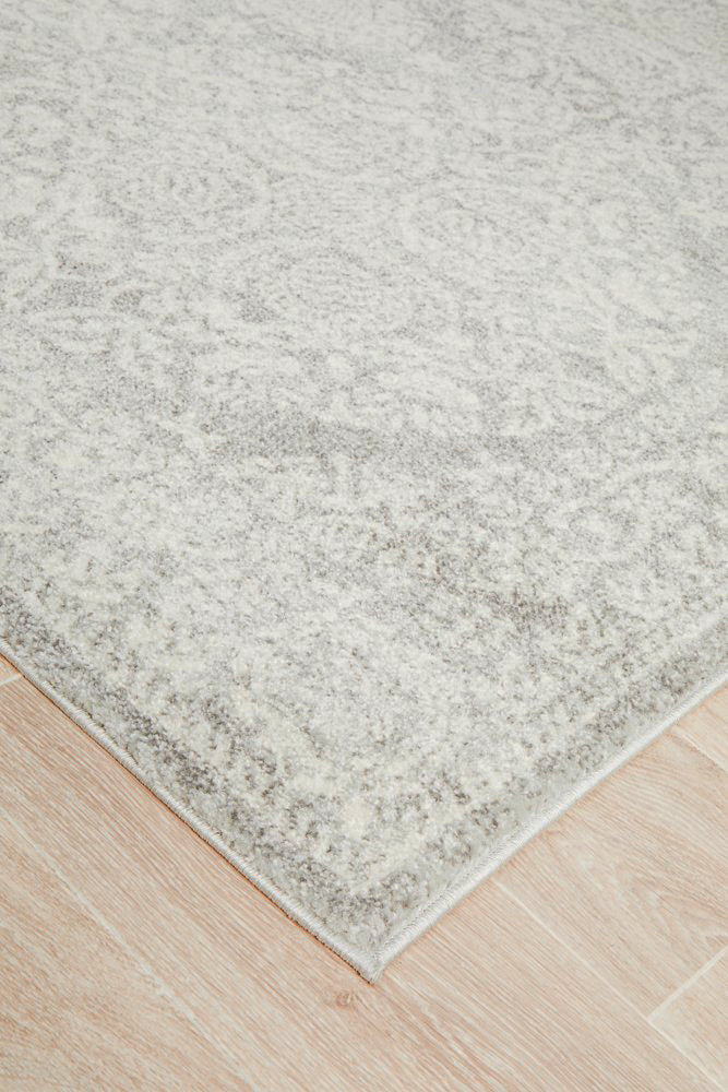Zarina Power-Loomed Polypropylene Rug - Silver