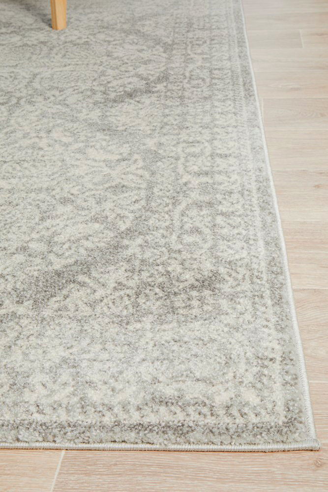 Zarina Power-Loomed Polypropylene Rug - Silver