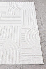 Load image into Gallery viewer, Zoe Power-Loomed Polypropylene Rug - White
